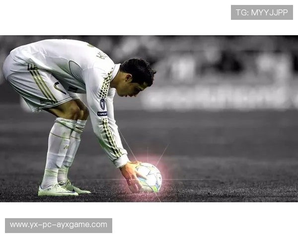 C罗招牌电梯球再度飞入死角