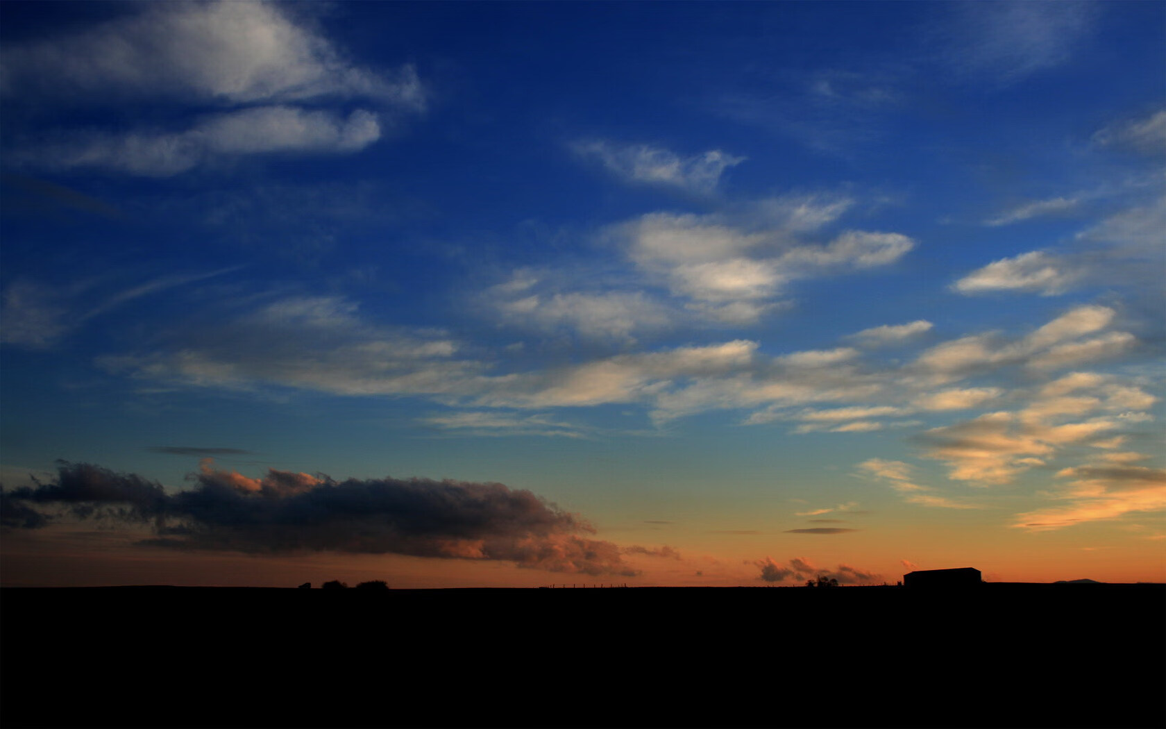 爱游戏娱乐-如何通过掩护制造空位三分机会